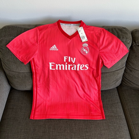 Adidas Authentic Real Madrid CF 2018 Spain Soccer DP5445 Red Jersey Men’s Sz: M
